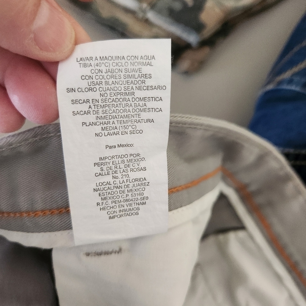 Men's Savane Shorts - Picture 3 of 5
